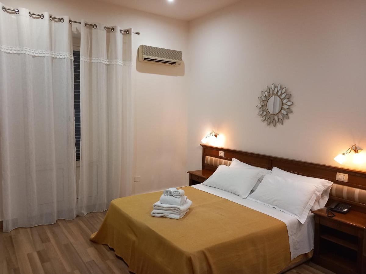 Hotel Tonic Palermo Esterno foto
